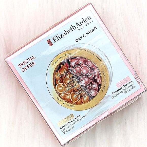 🔴 ELIZABETH ARDEN Day & Night Capsules - Picture 1 of 2